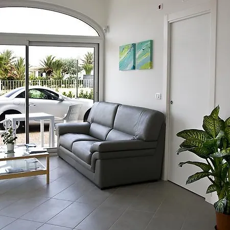 Blumare Aparthotel 3*
