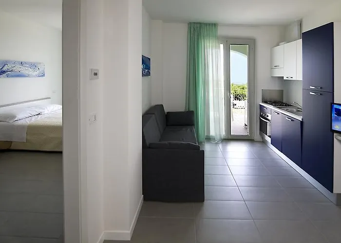 アパートホテル Blumare